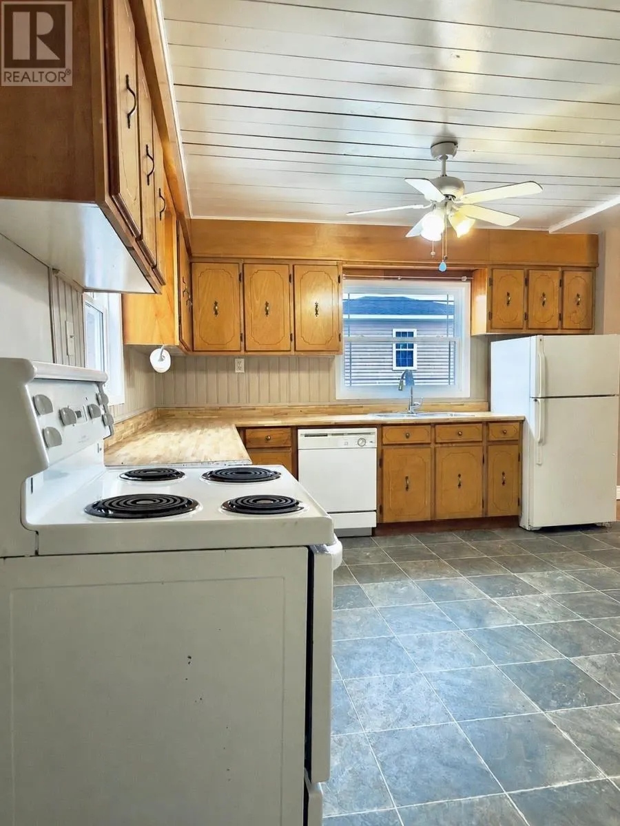 138 MEMORIAL Drive