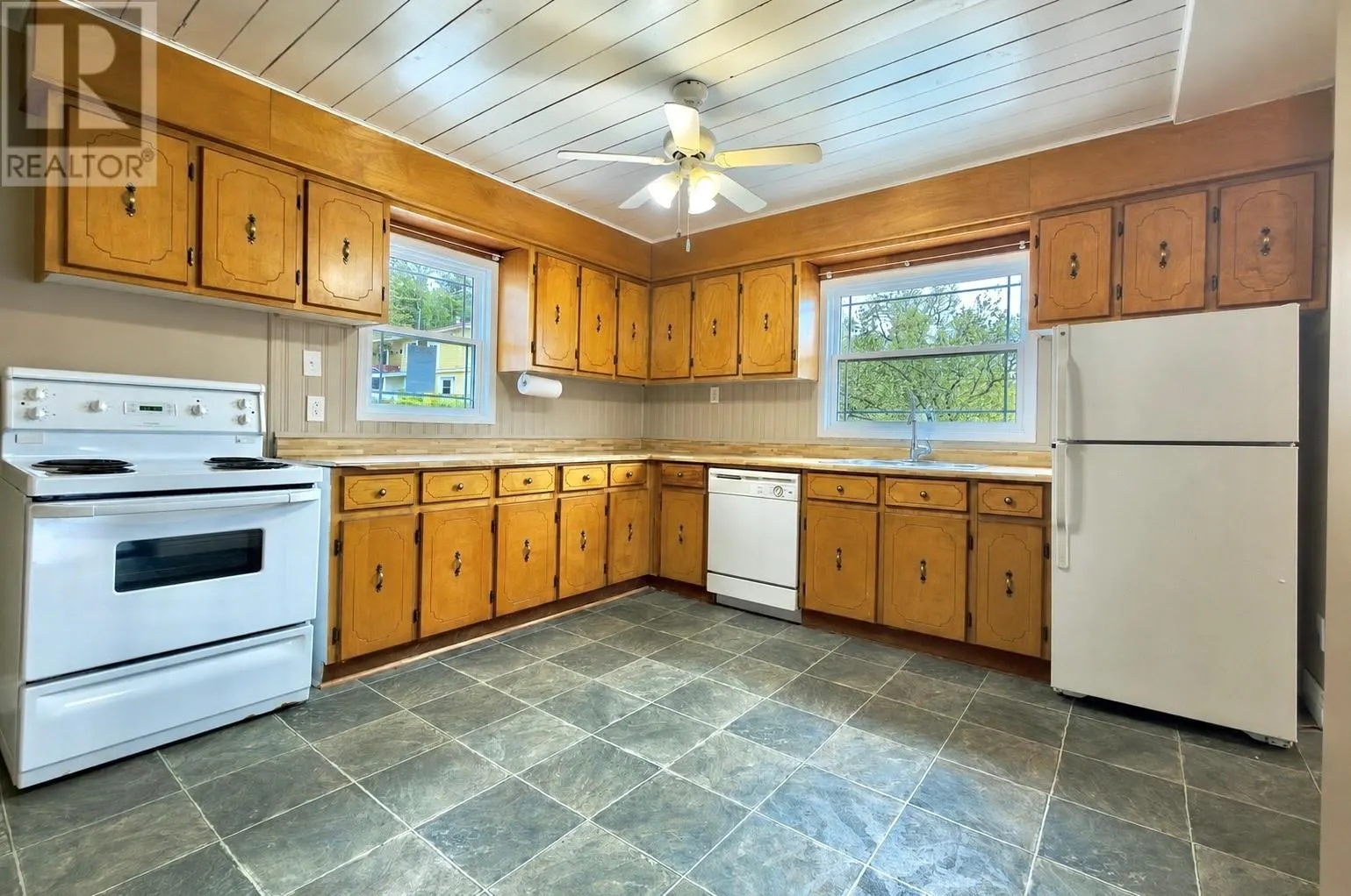 138 MEMORIAL Drive