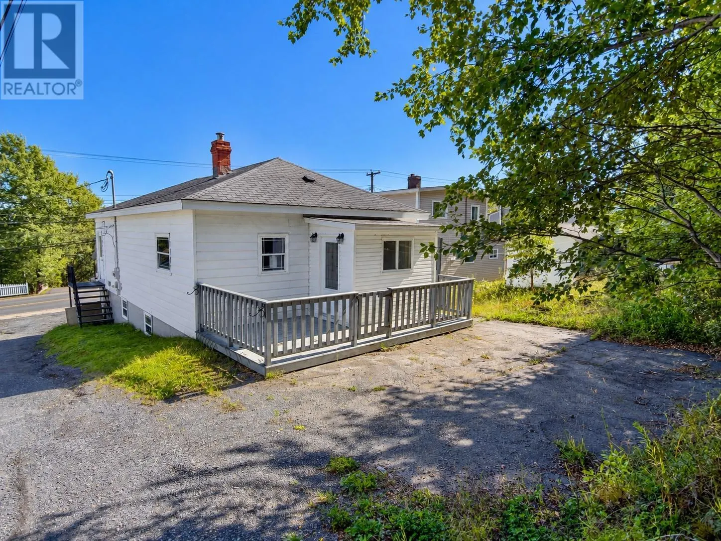 138 MEMORIAL Drive