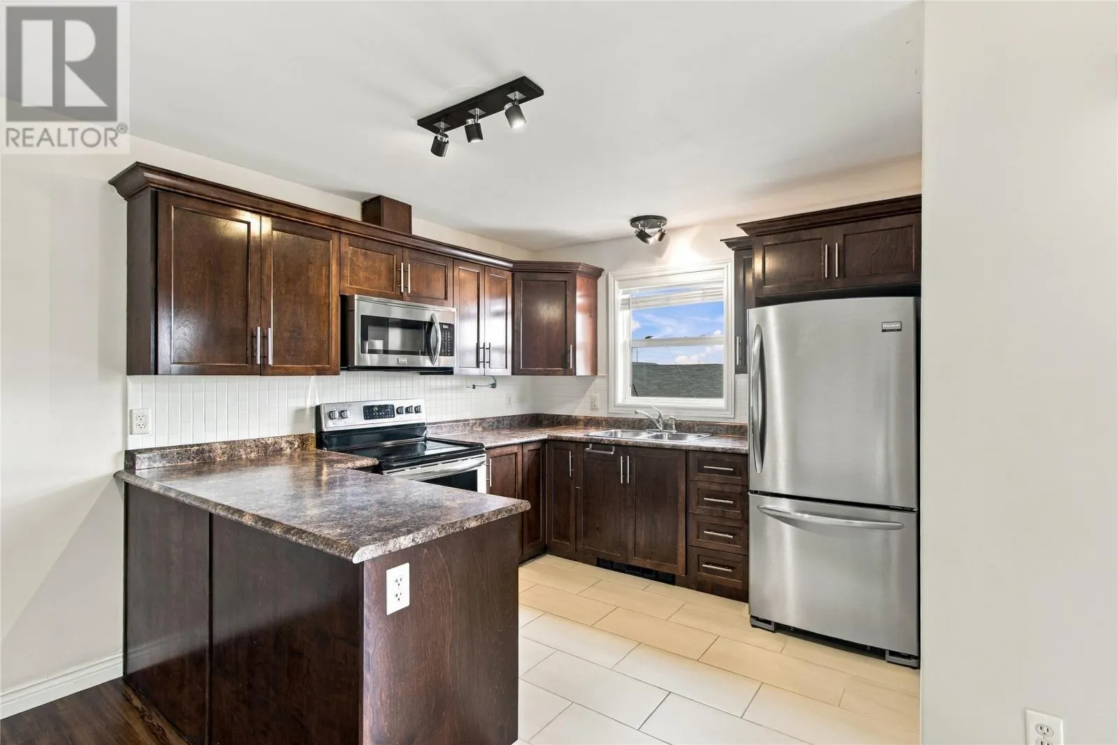 405 Blackmarsh Road Unit#4 #4