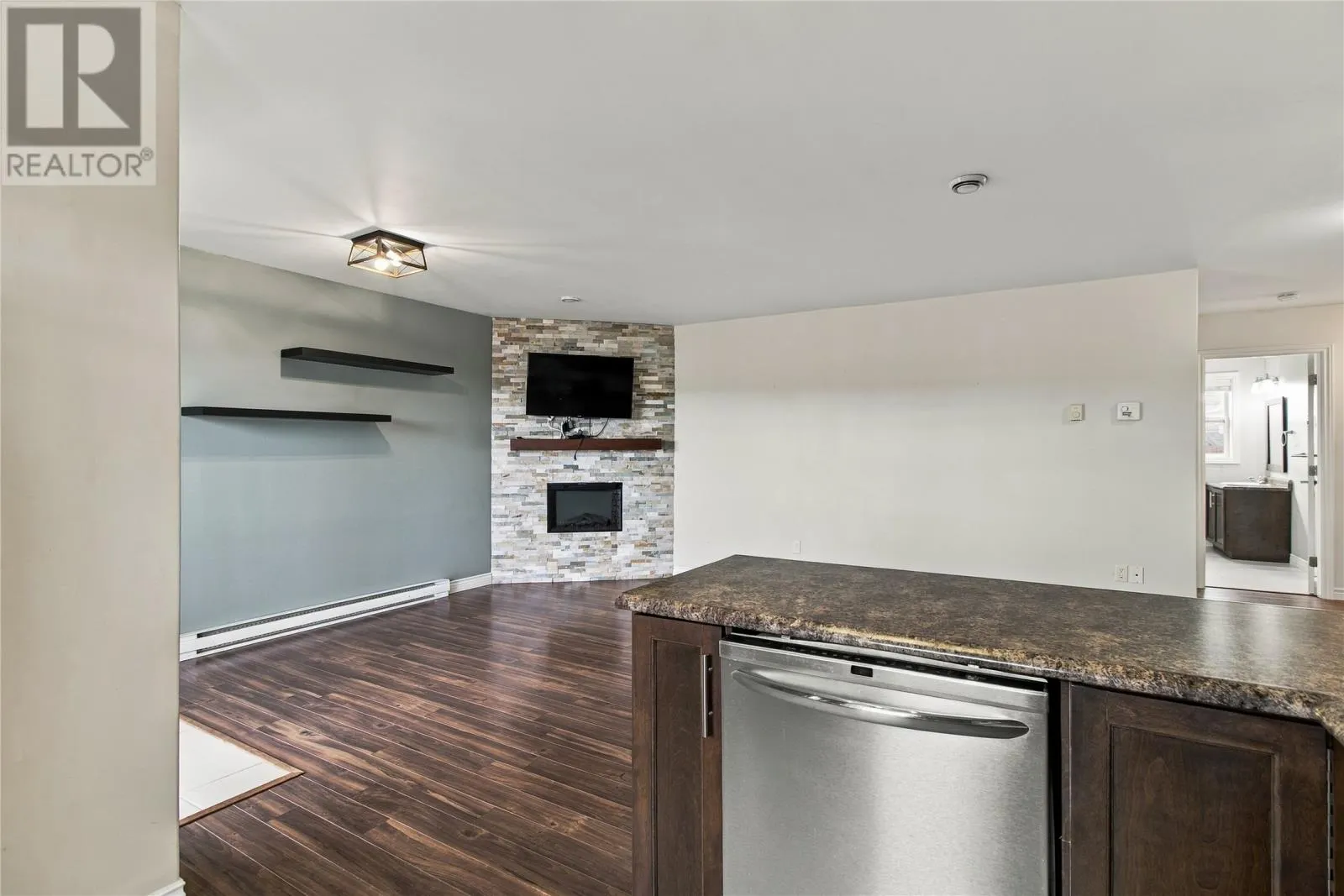 405 Blackmarsh Road Unit#4 #4