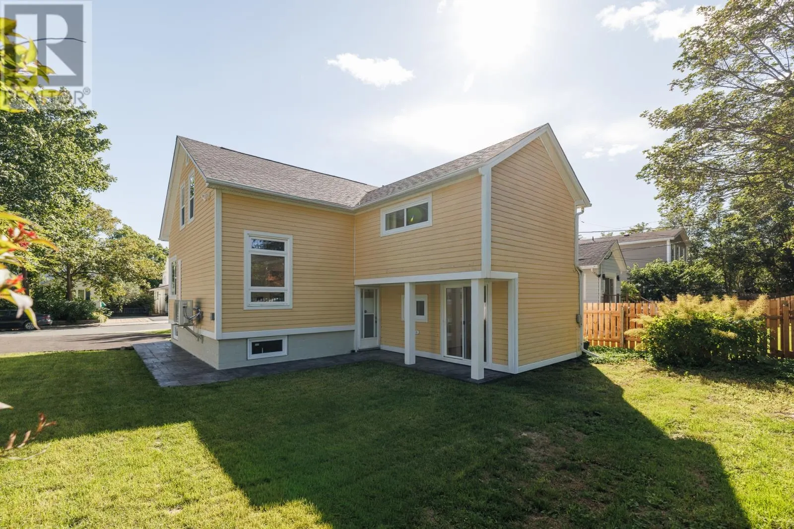 2 Milbanke Street