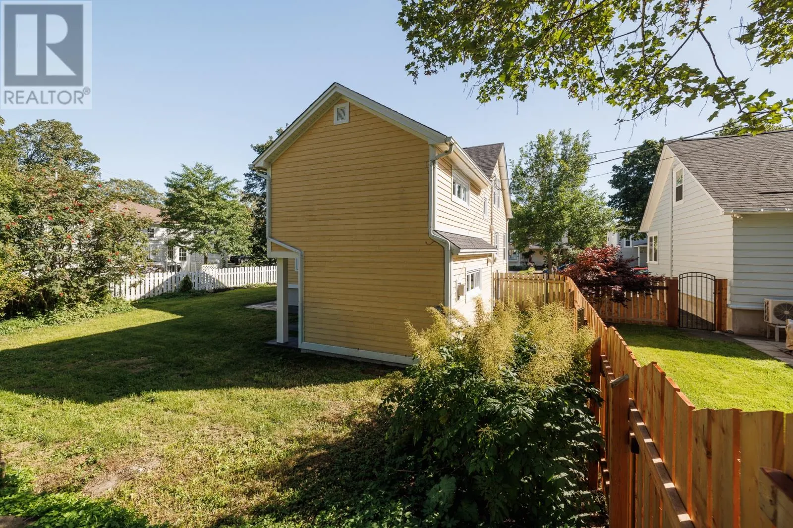 2 Milbanke Street