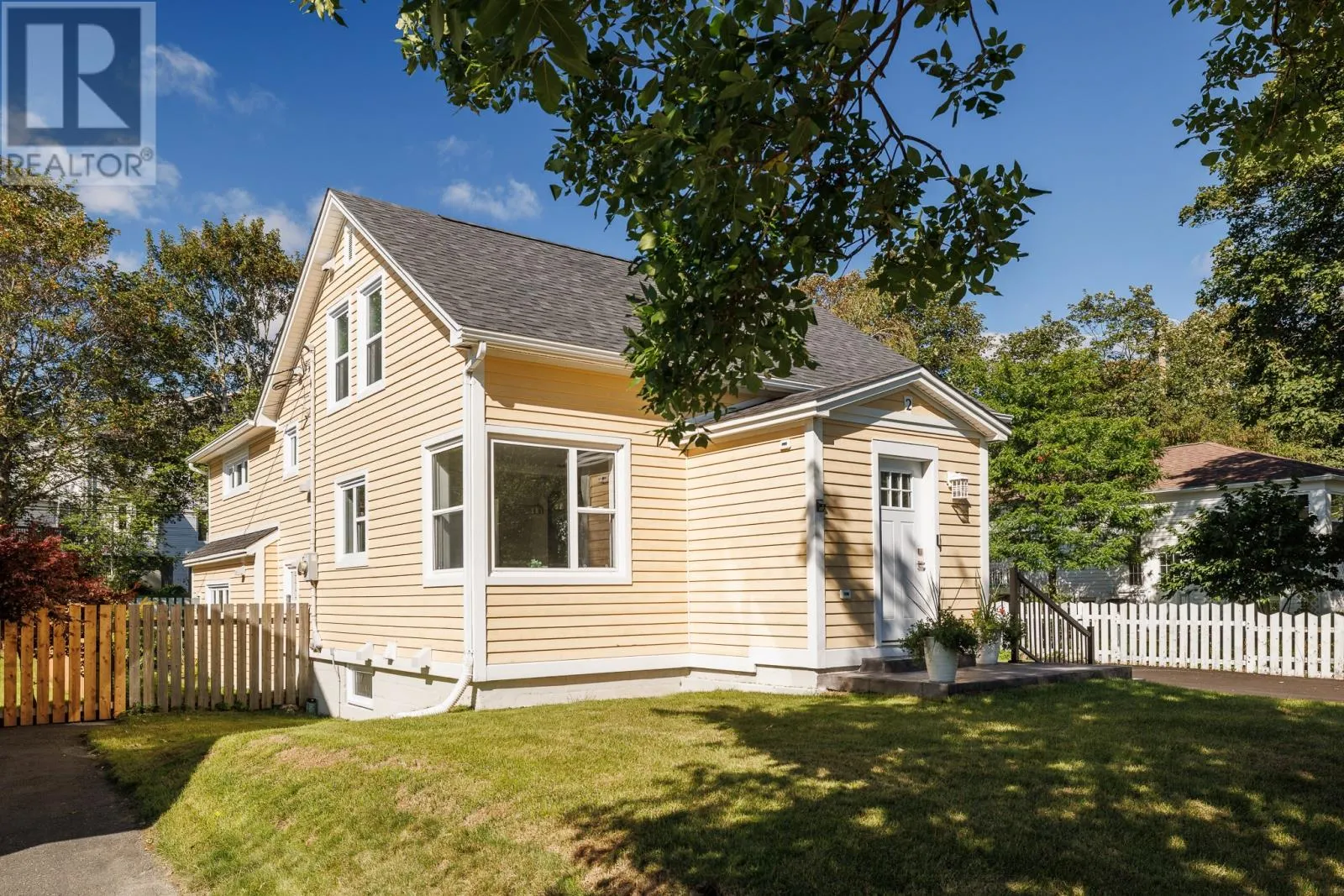 2 Milbanke Street