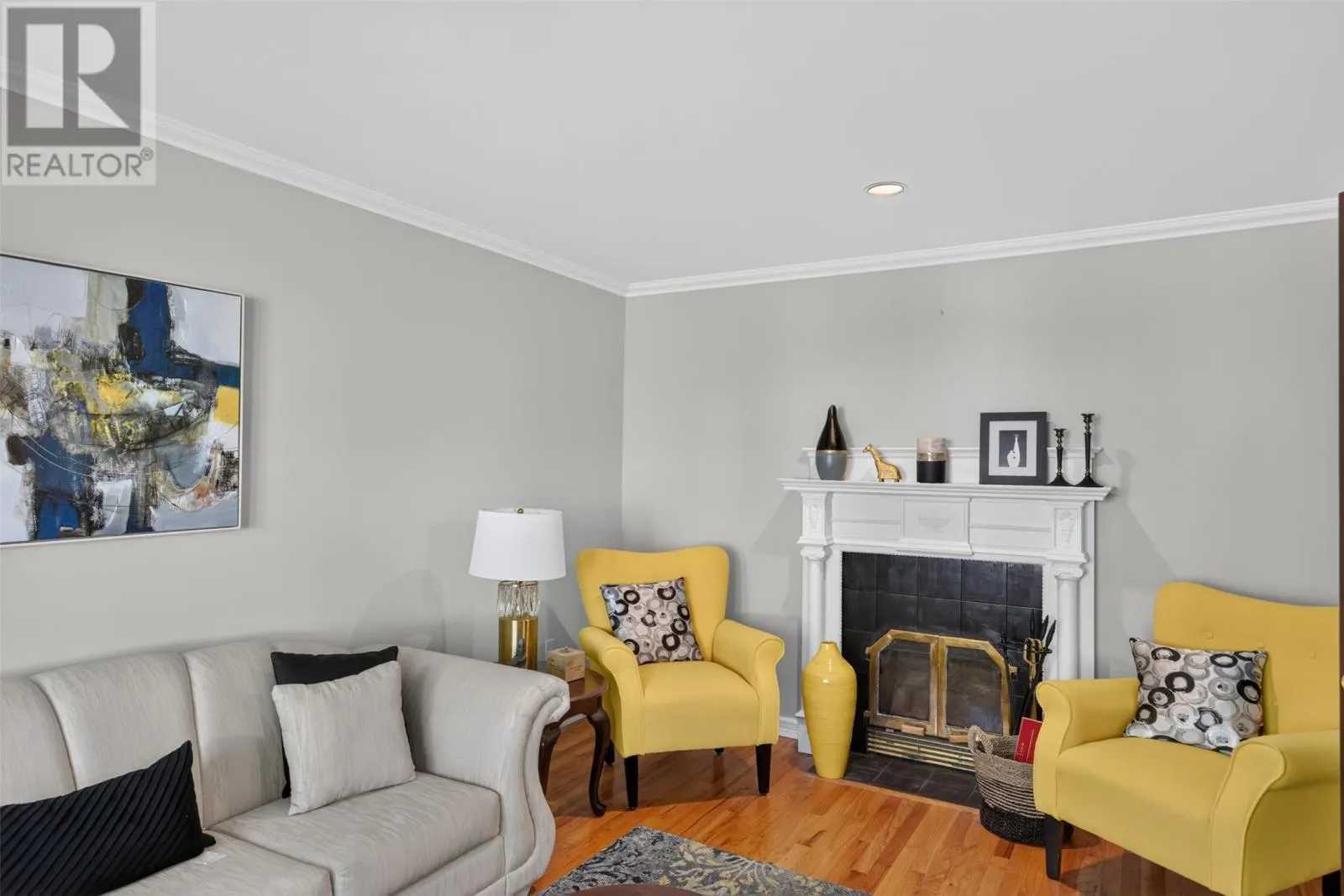 21 Symonds Place