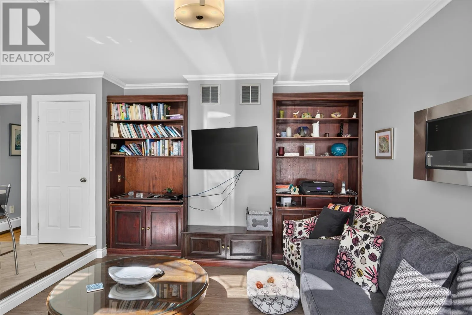 21 Symonds Place