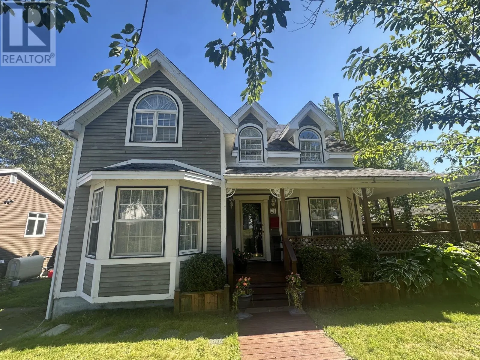 21 Symonds Place