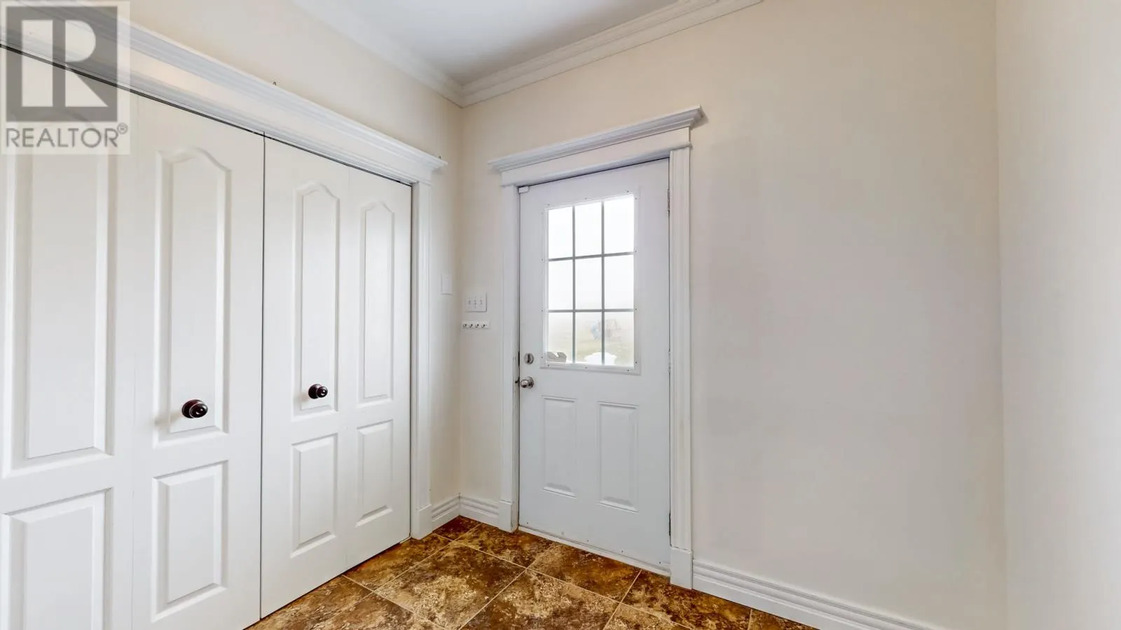 115 Ridgewood Drive