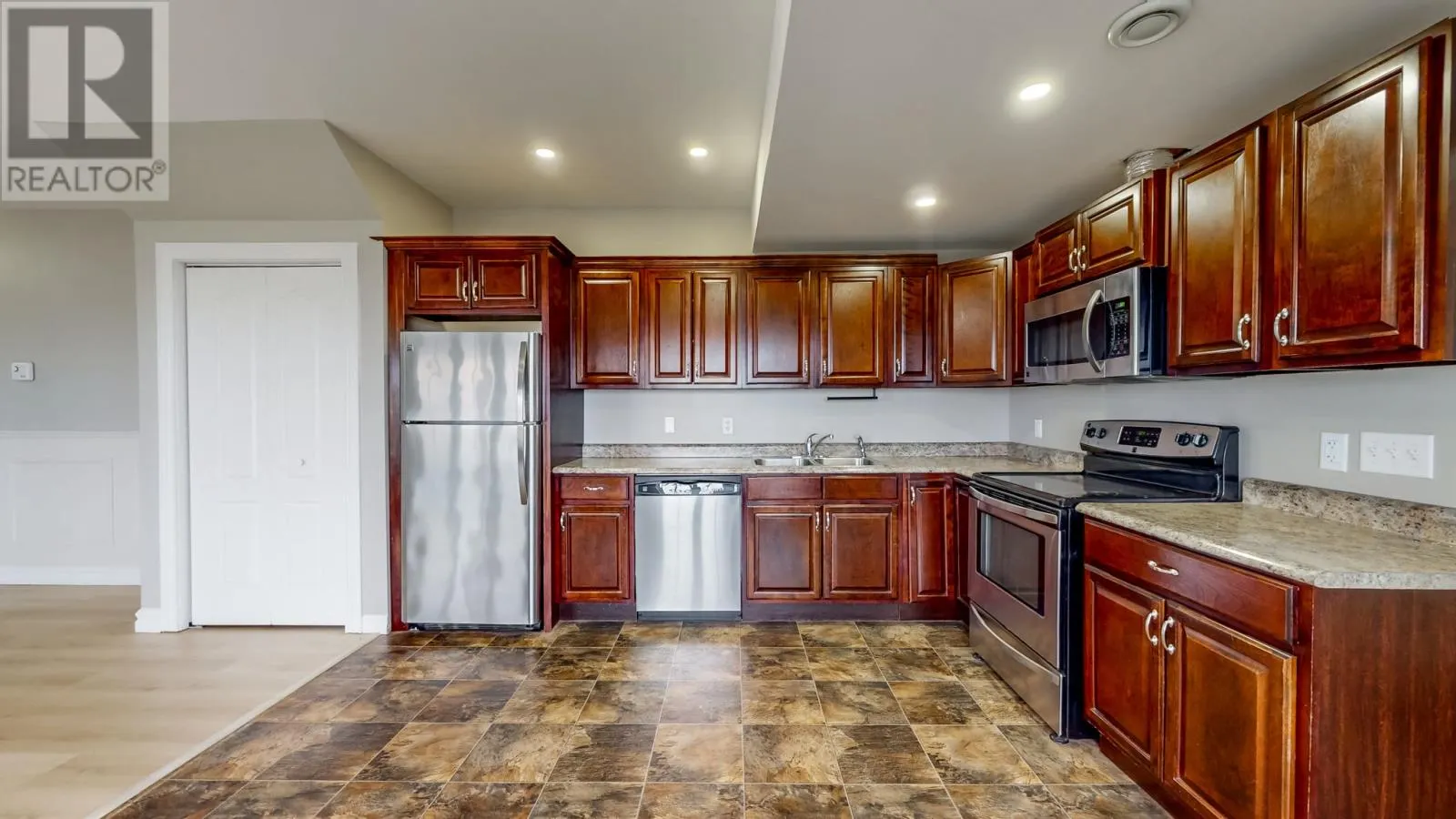 115 Ridgewood Drive