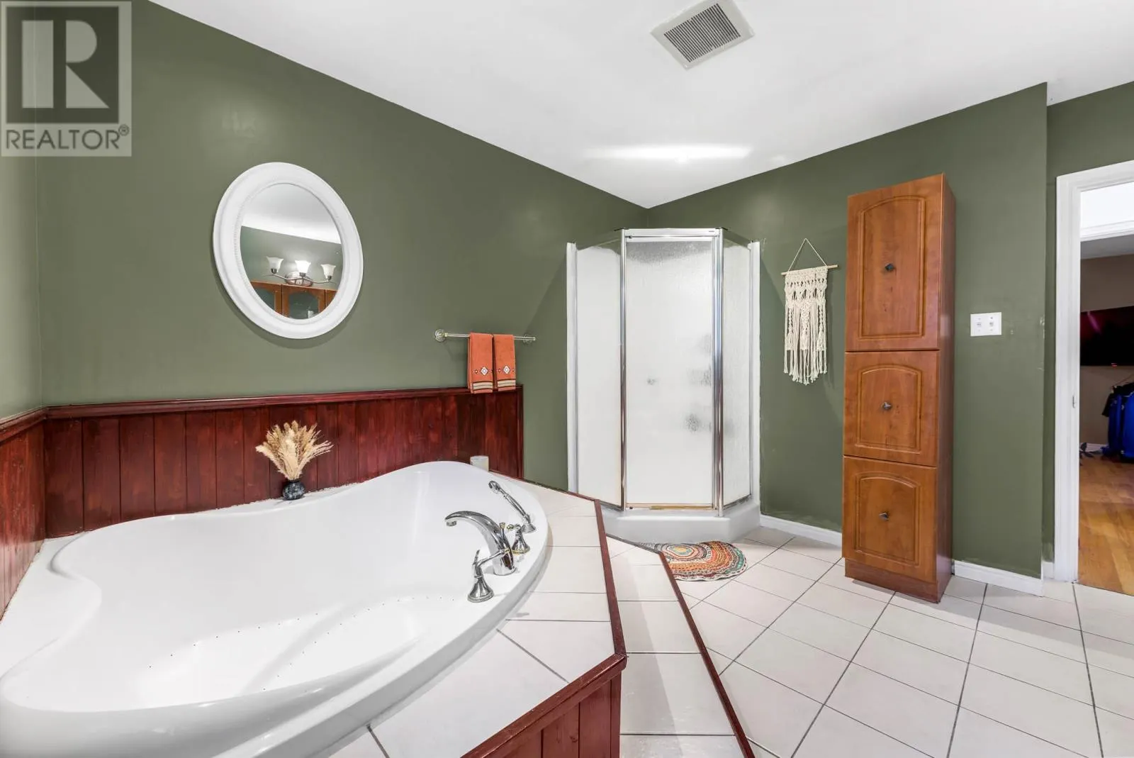 13 Symonds Avenue