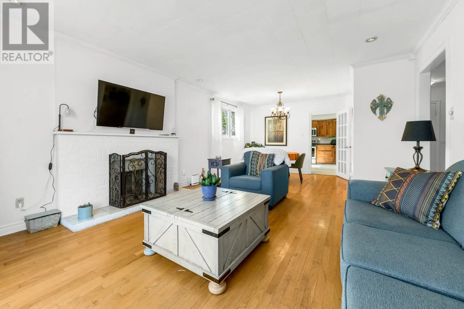 13 Symonds Avenue