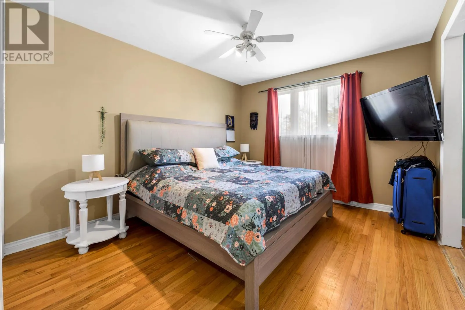 13 Symonds Avenue