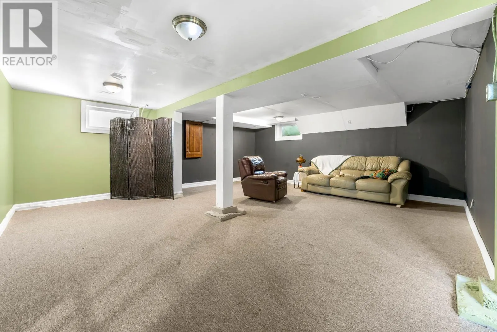 13 Symonds Avenue