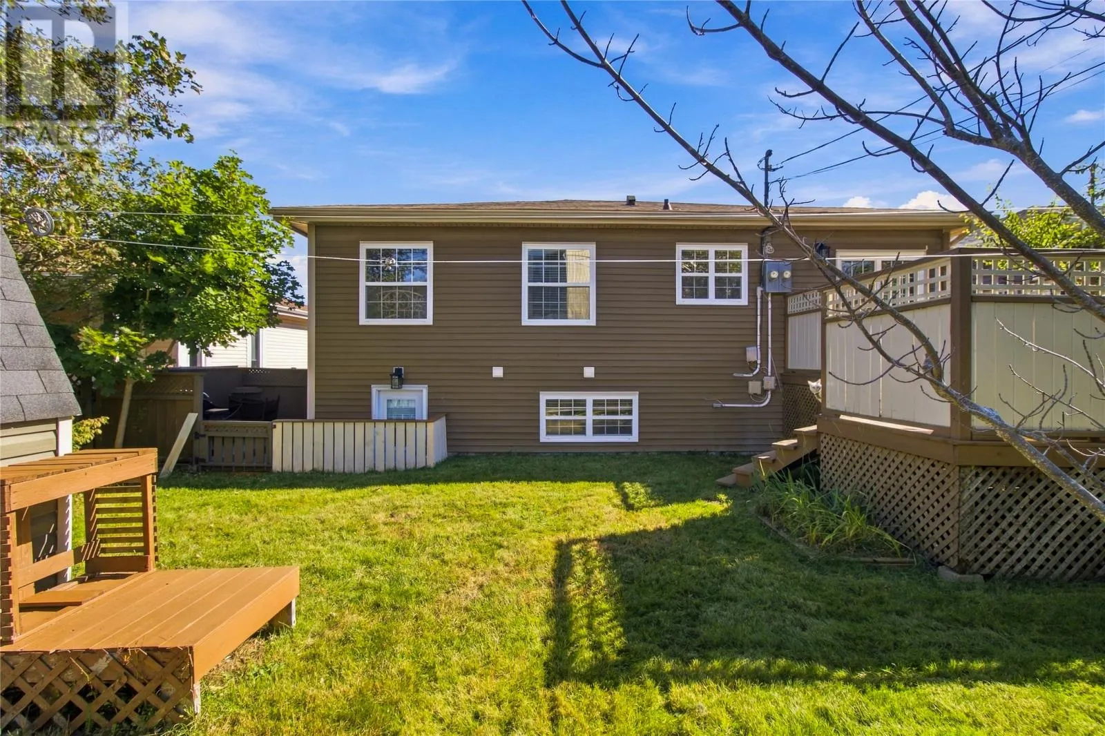 23 Davis Place