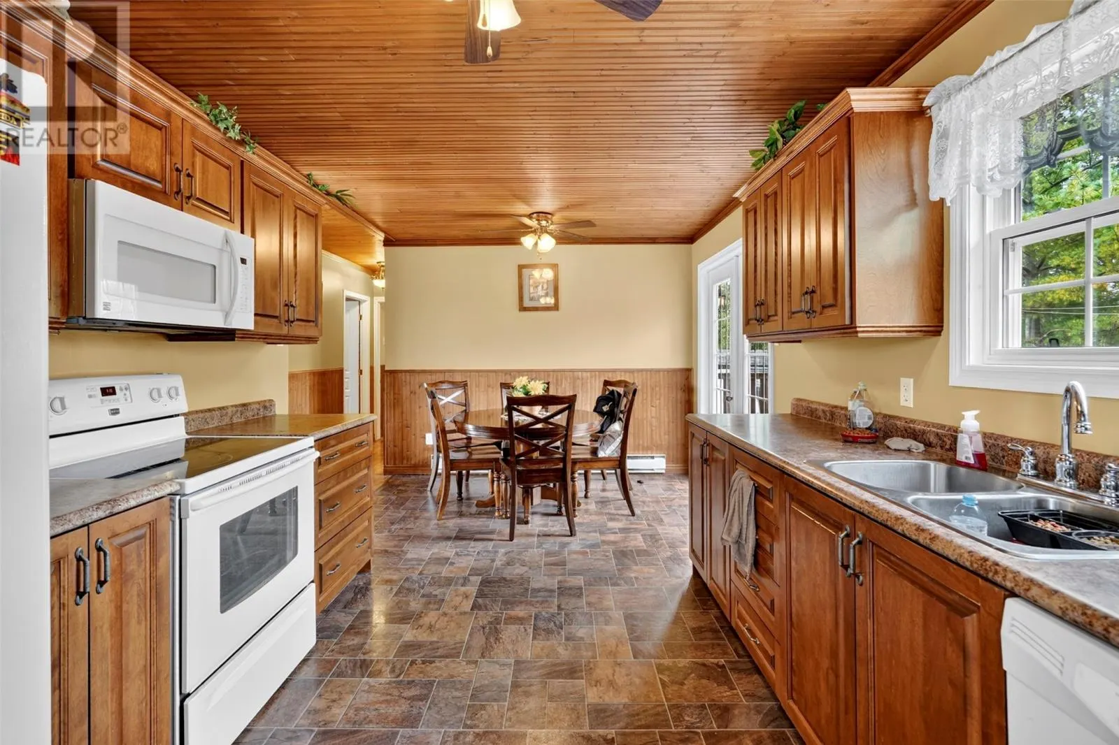 9 Bunyans Cove Road