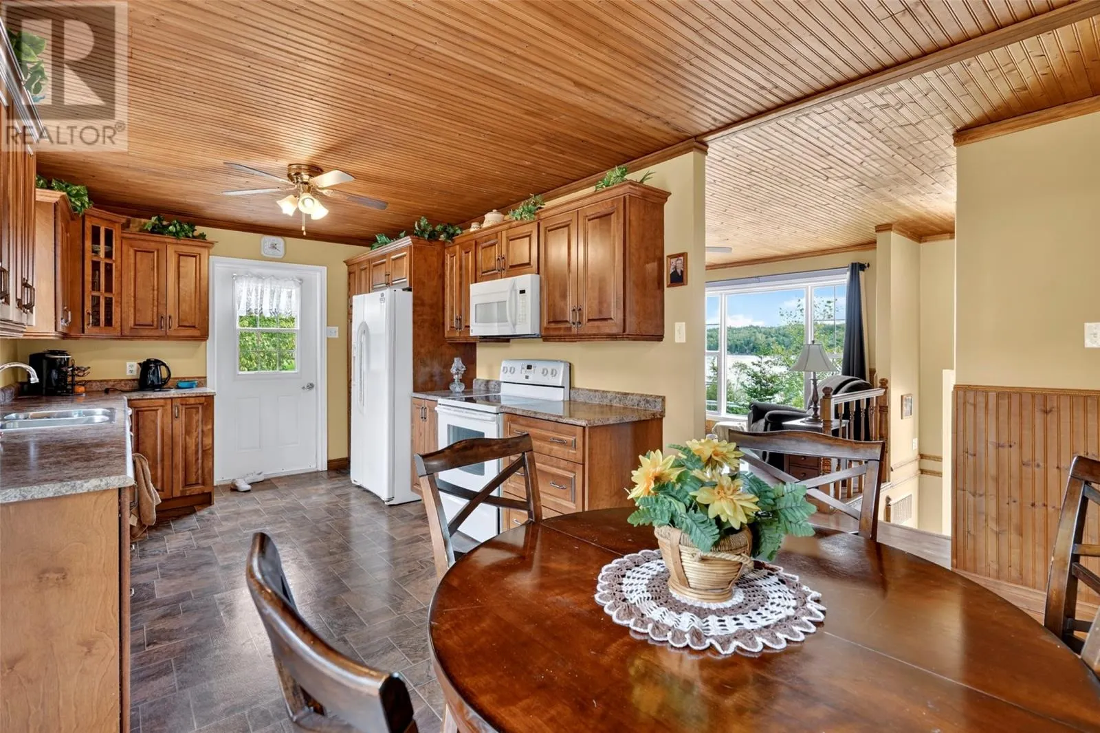 9 Bunyans Cove Road