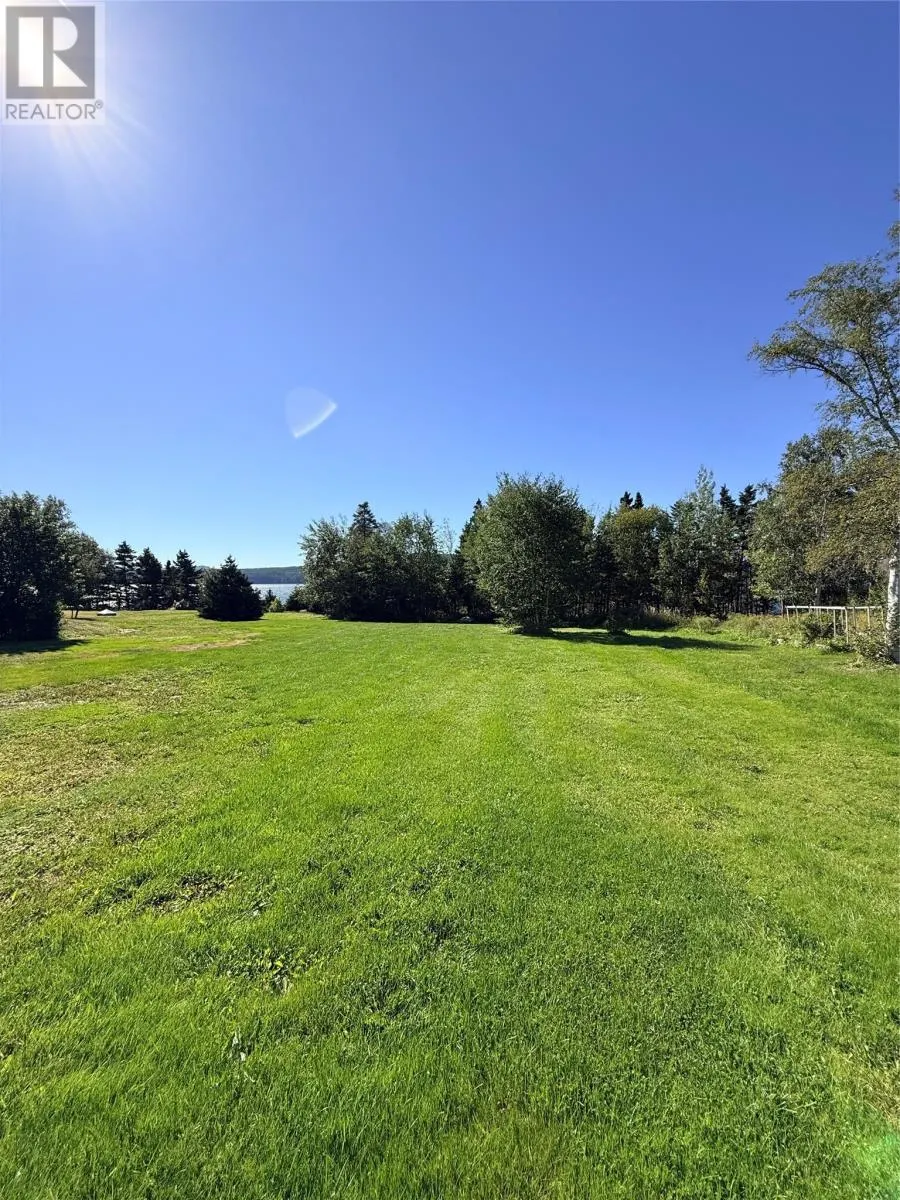 792 Random Island Road