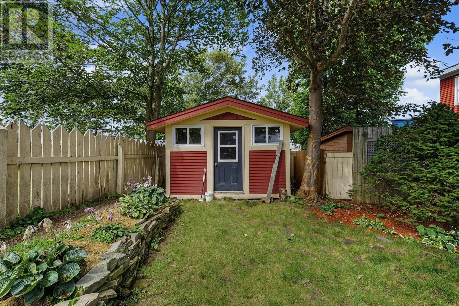 11 Blatch Avenue