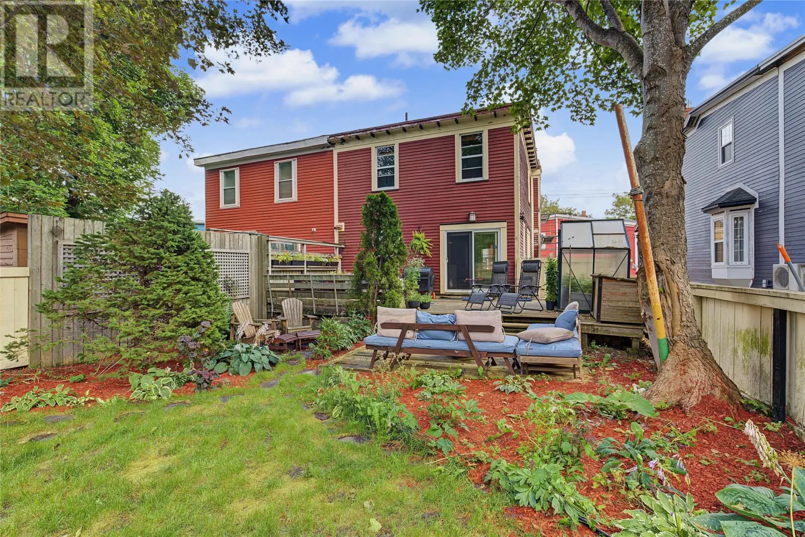 11 Blatch Avenue