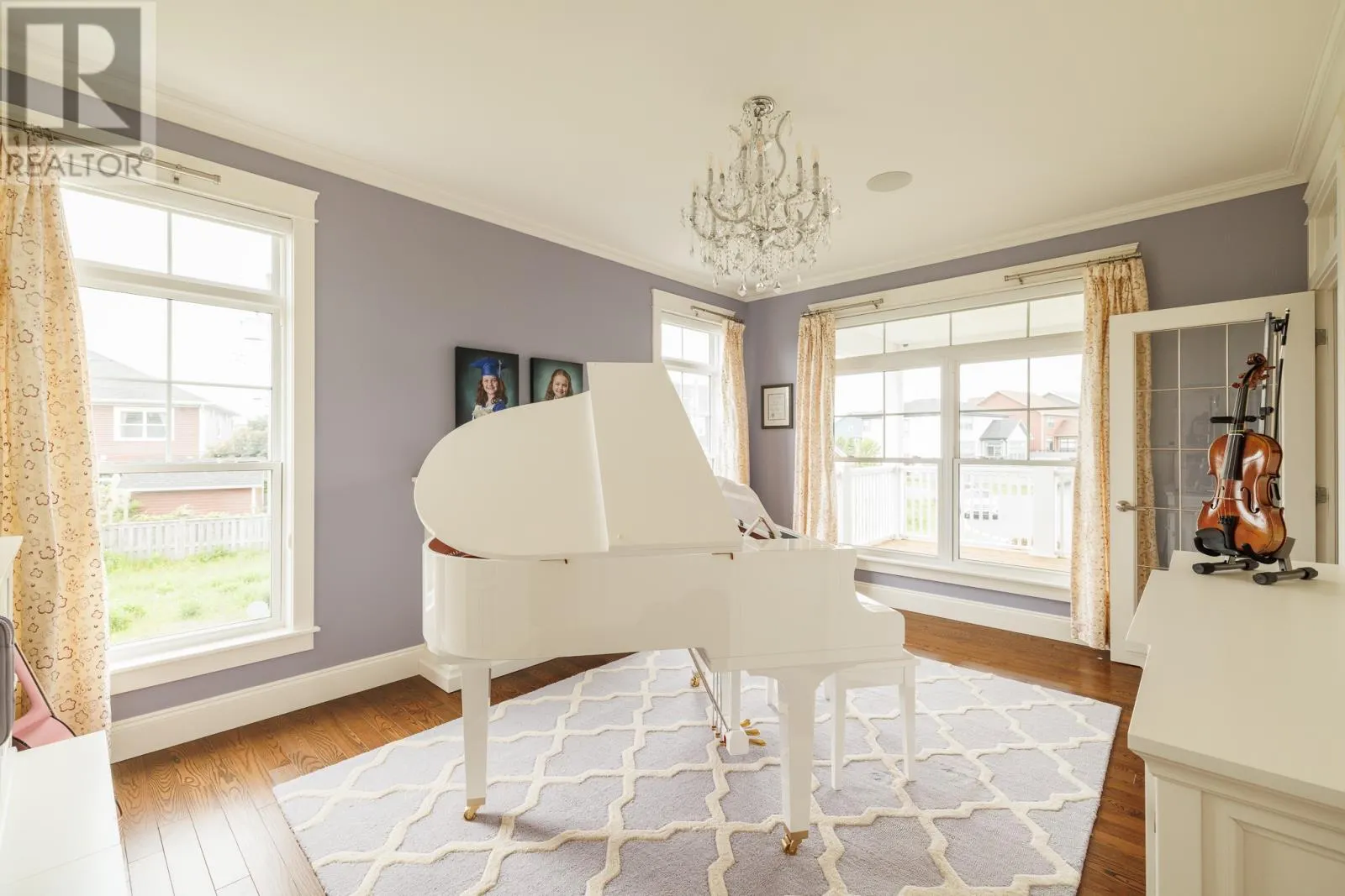 6 Stoneley Place