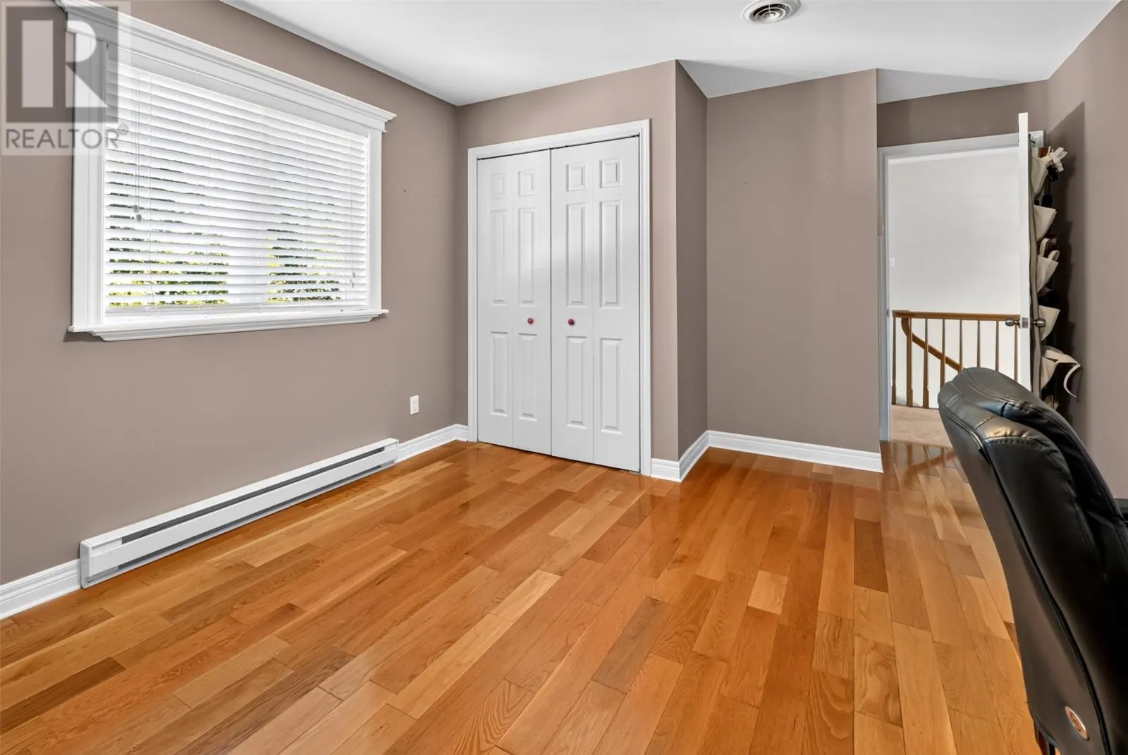 65 BEACONHILL Crescent