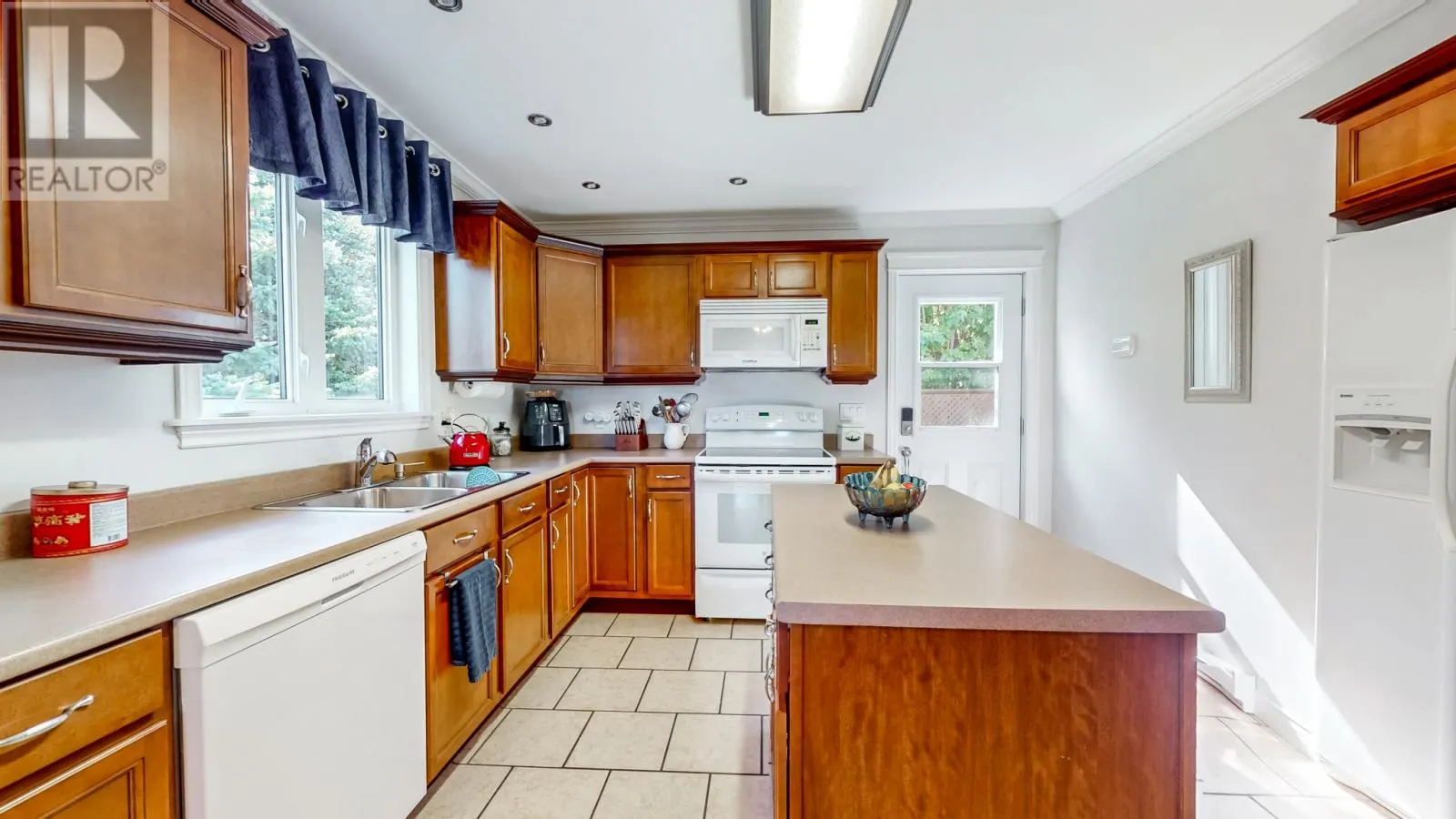 35 Chaytors Road