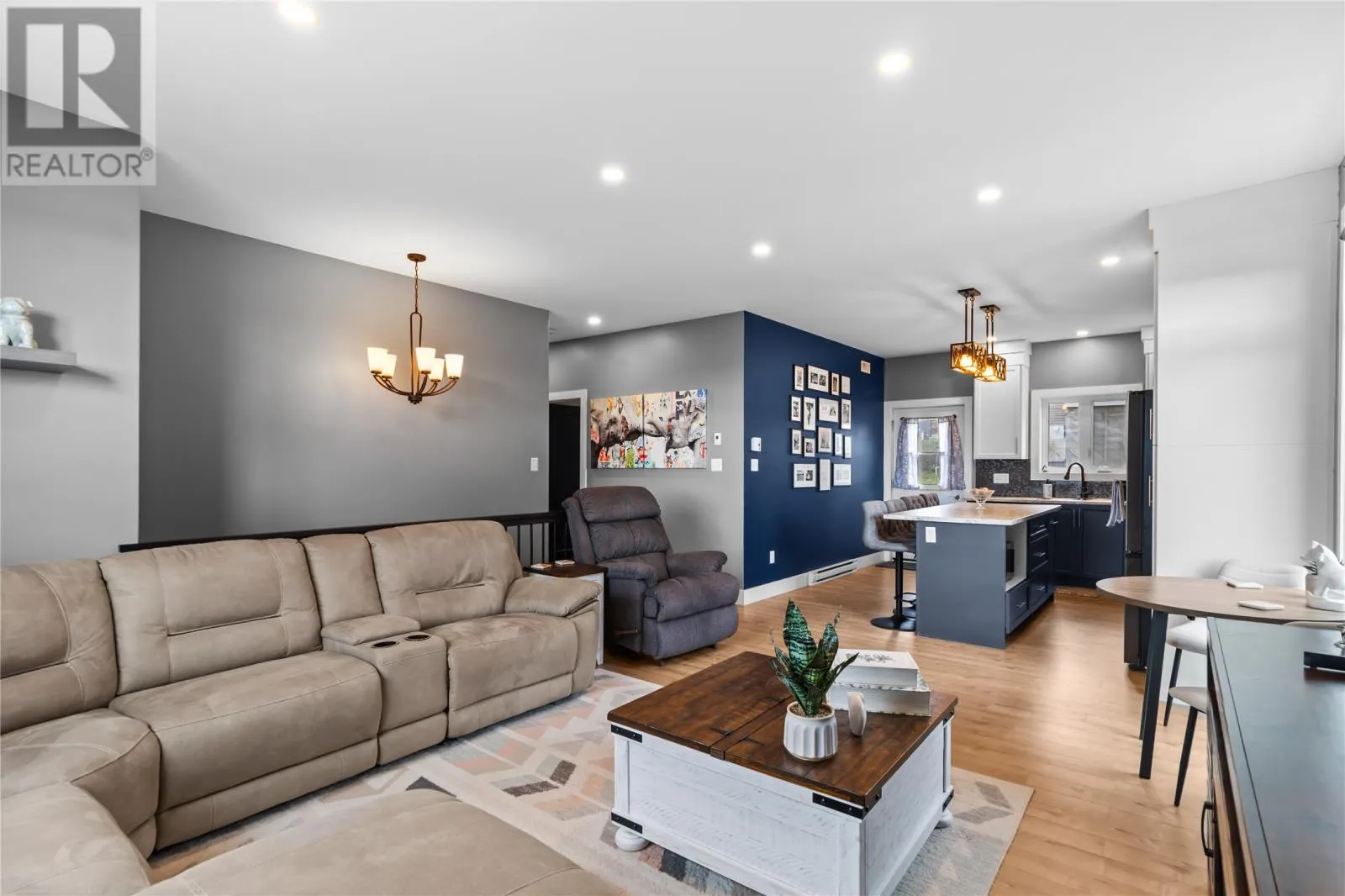 29 Hartland Avenue
