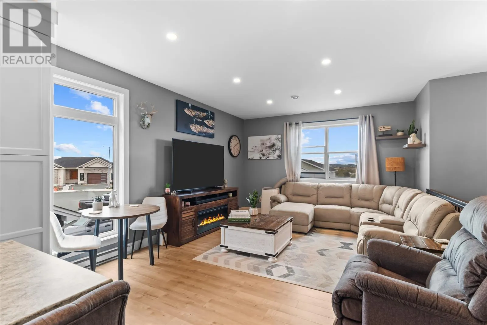 29 Hartland Avenue
