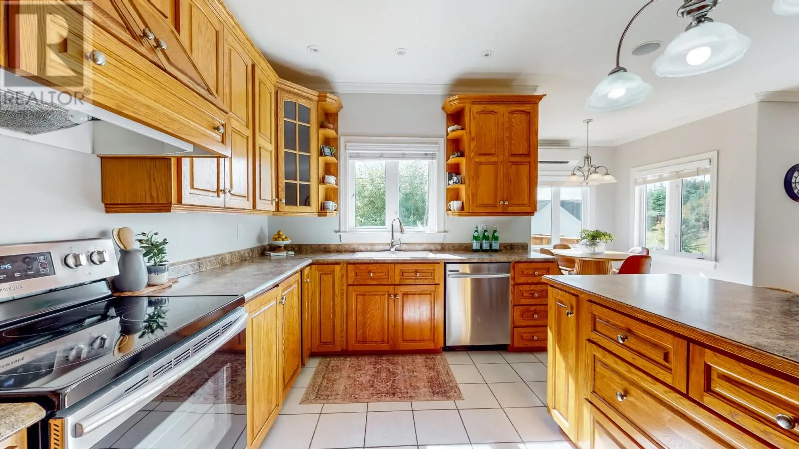 11 Ledingham Place