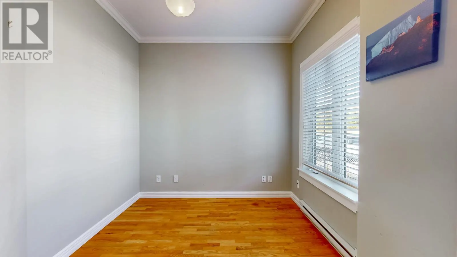 11 Ledingham Place