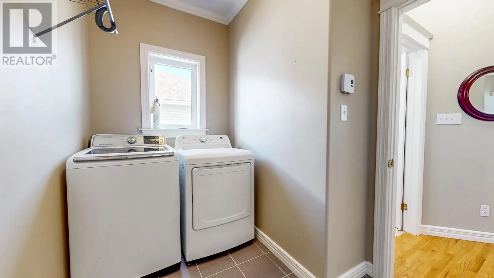 11 Ledingham Place