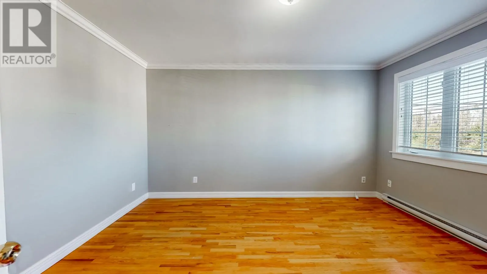 11 Ledingham Place