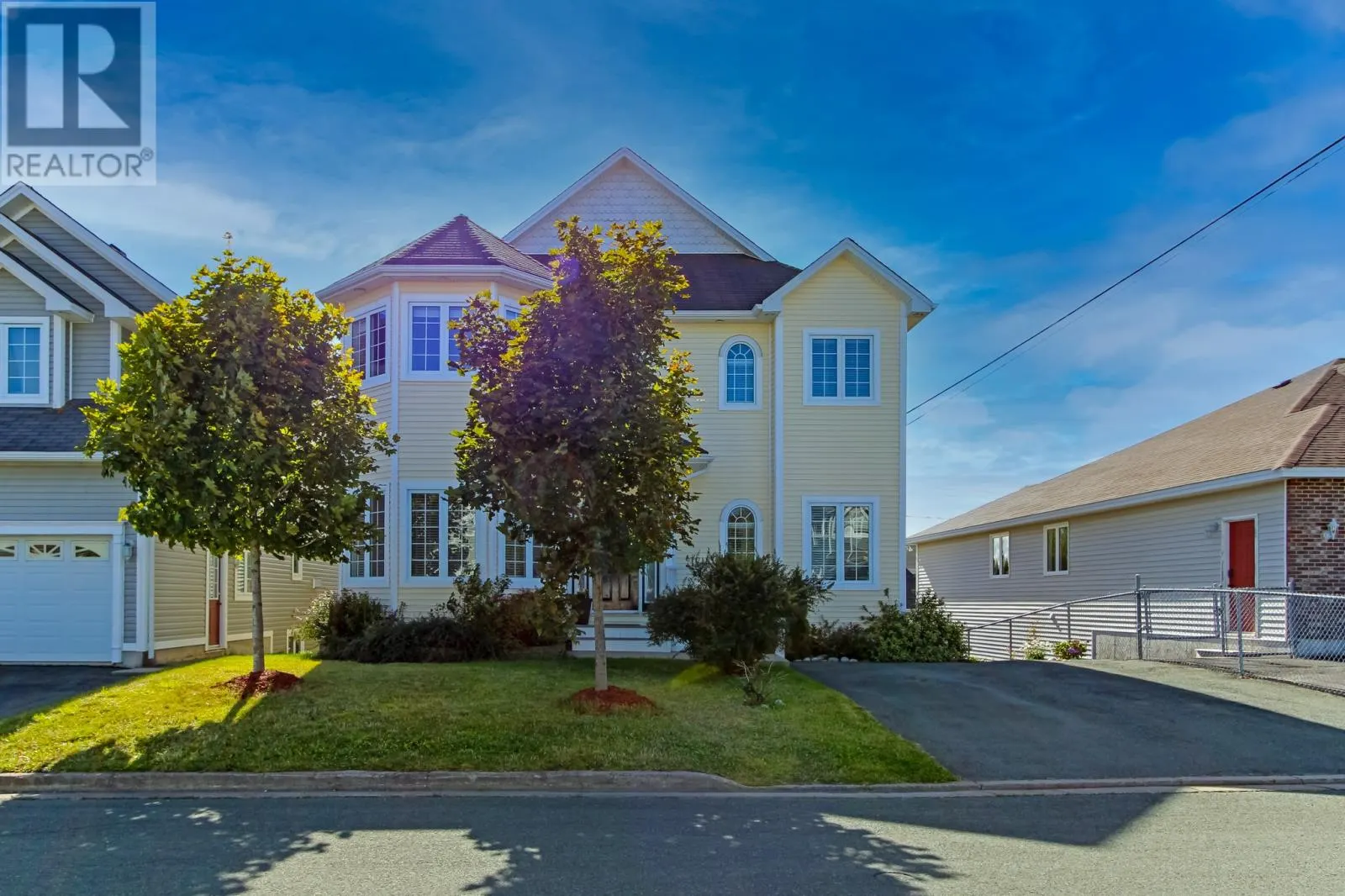 11 Ledingham Place