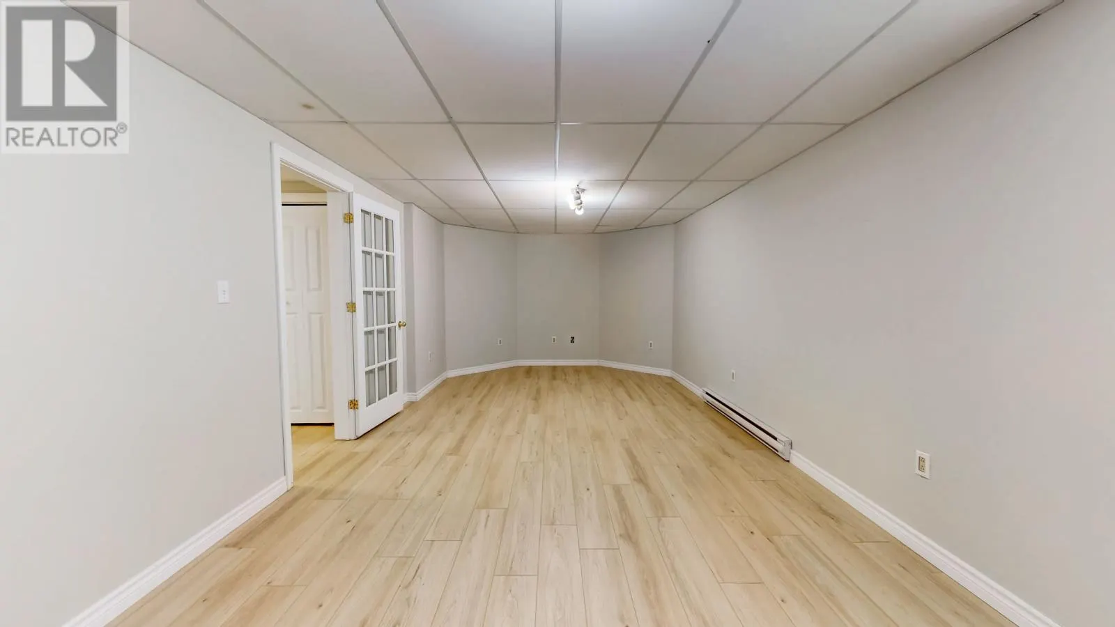 11 Ledingham Place