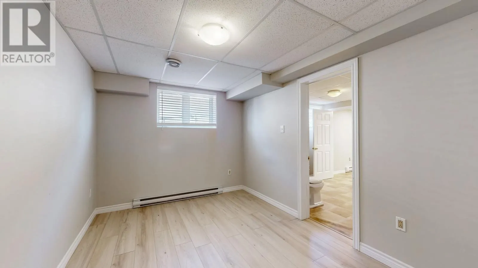 11 Ledingham Place