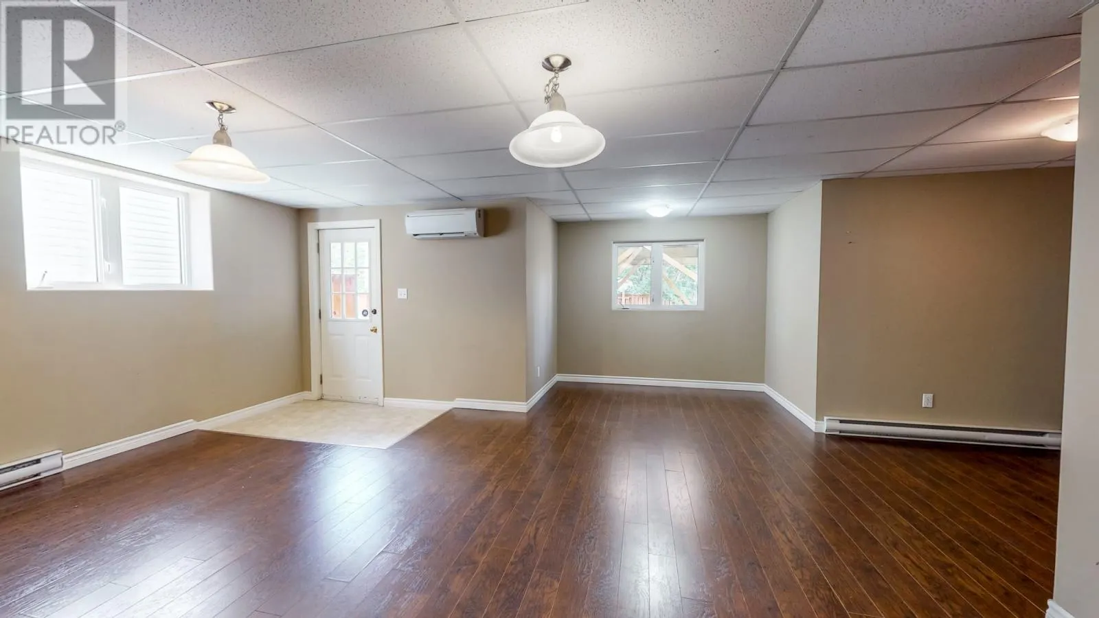 11 Ledingham Place