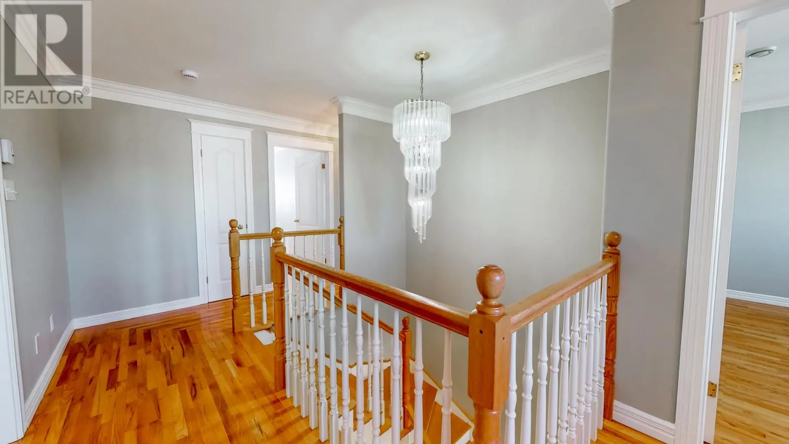 11 Ledingham Place
