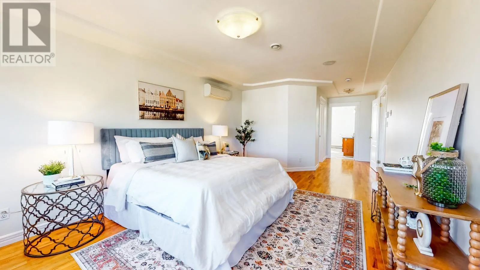 11 Ledingham Place
