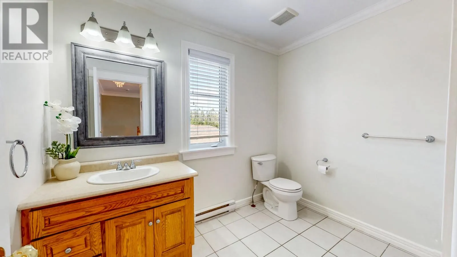 11 Ledingham Place