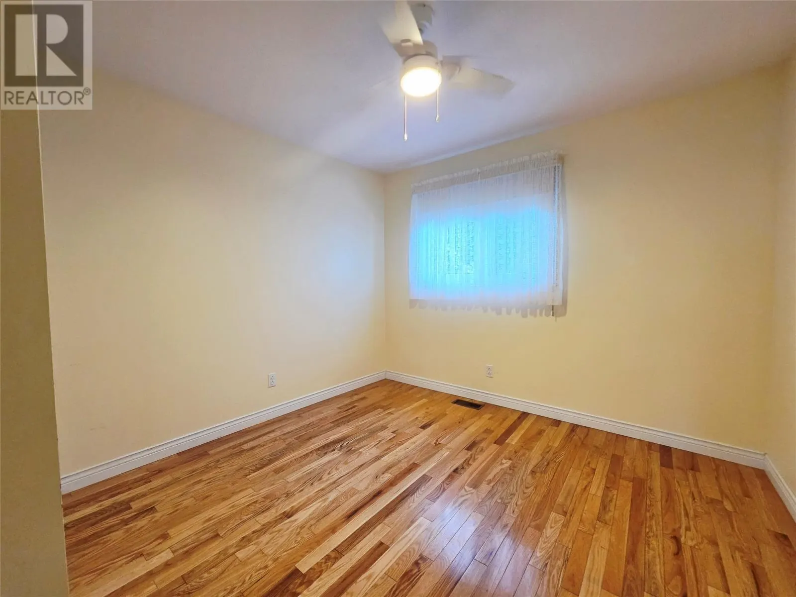 26 Forest Road