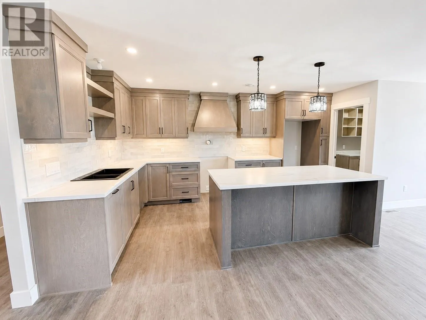 23 O'Briens Way