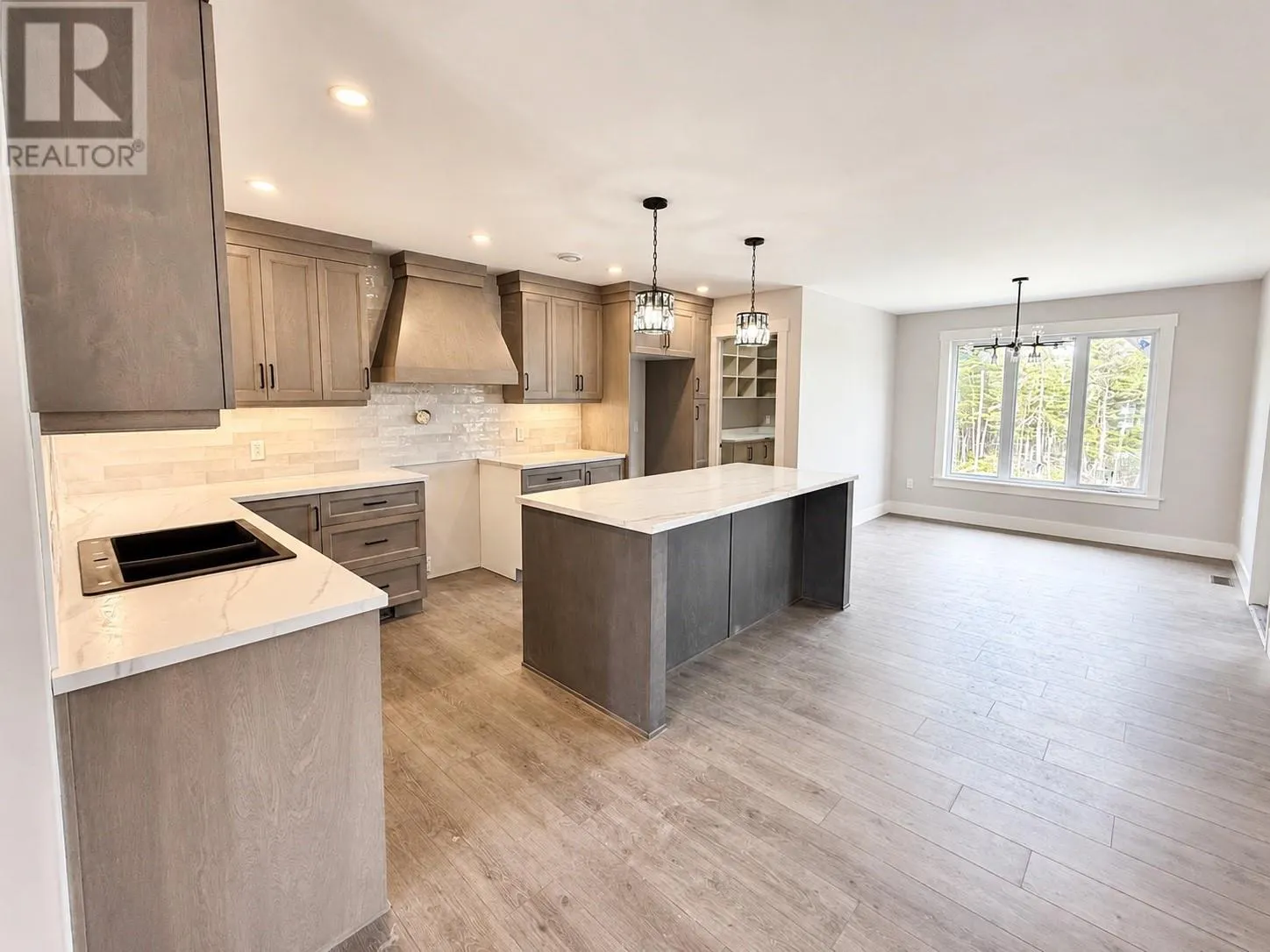 23 O'Briens Way