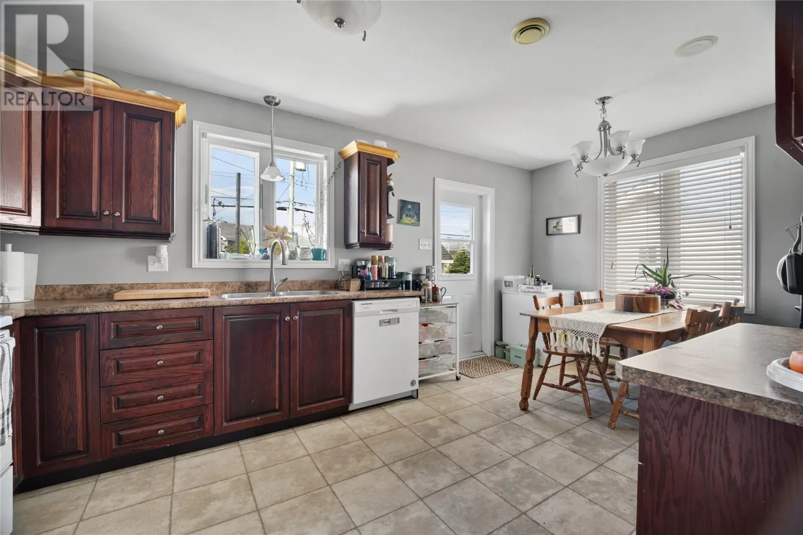 5 Palmerston Drive