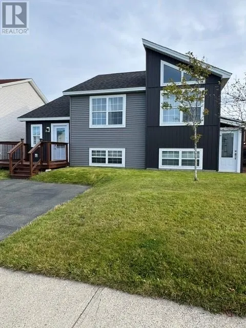 35 Treetop Drive