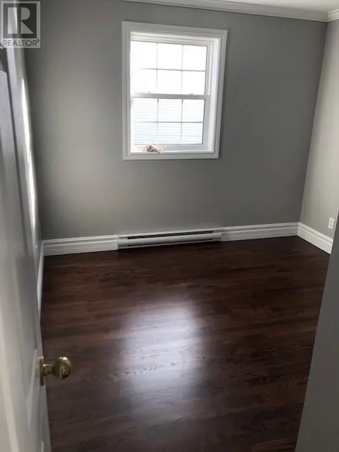 35 Treetop Drive