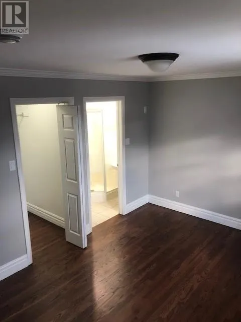 35 Treetop Drive
