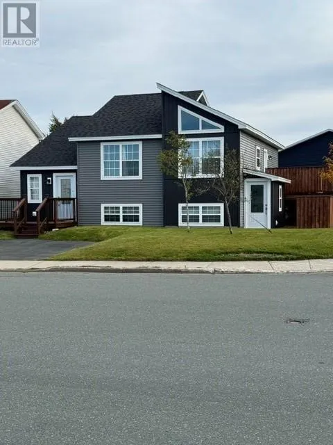 35 Treetop Drive