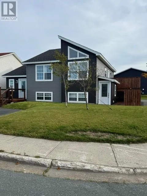 35 Treetop Drive