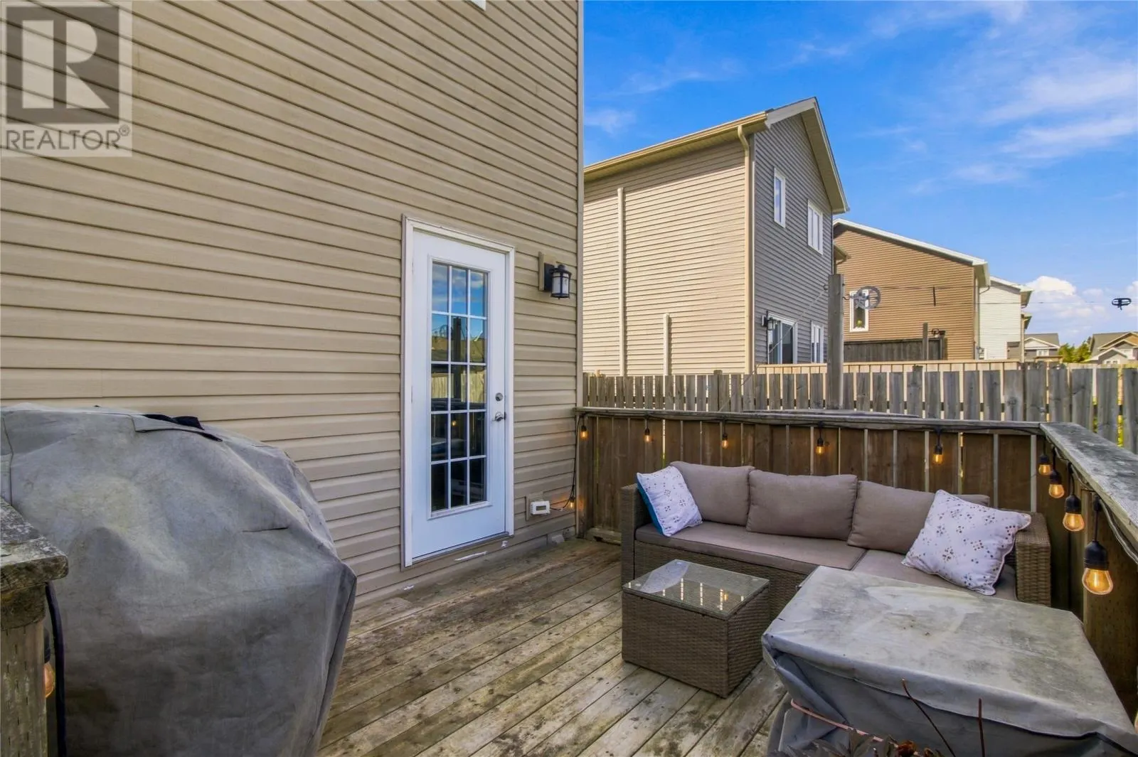18 Great Southern Drive