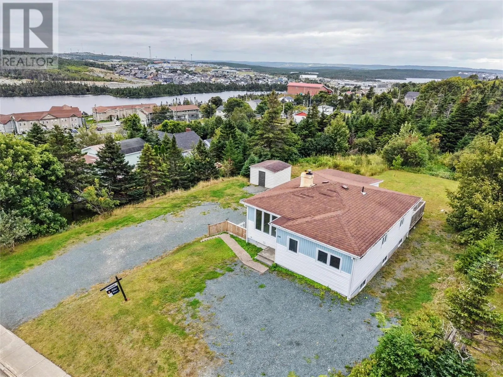 15 Paradise Road